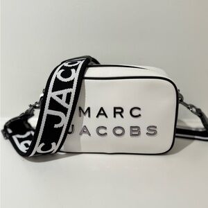 NWT Marc Jacobs flash camera bag
